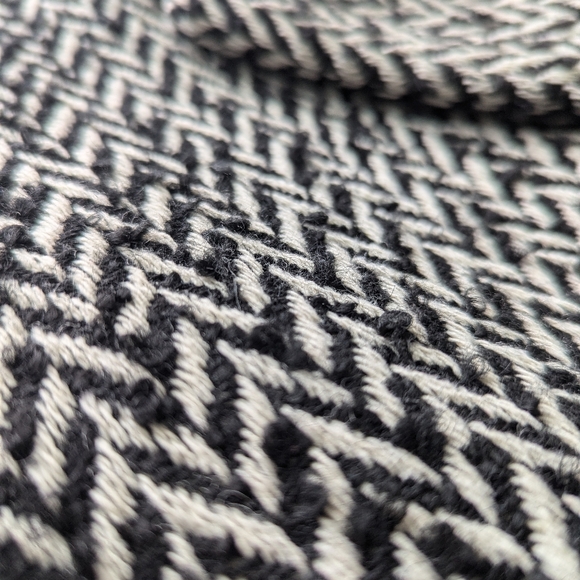 Herringbone Double-breasted Coat - Picture 8 of 10